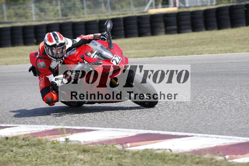 Archiv-2025/49 26.08.2025 Cornu Master School ADR/gruen-vert/22